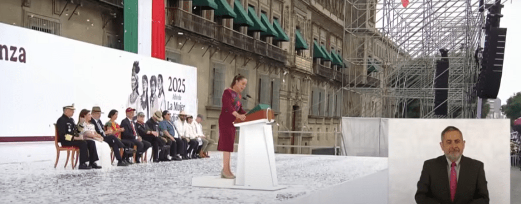 La presidenta mexicana cierra una gira nacional en la plaza capitalina con una demostración de su poder de convocatoria