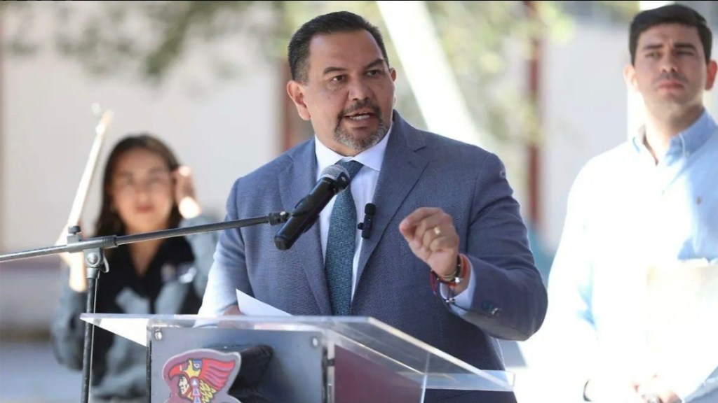 Pérez Cuéllar entrega mejoras en escuelas del norponiente de&nbsp;Juárez