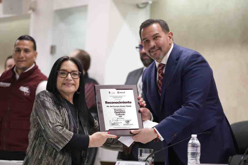 Cruz Pérez Cuéllar 001