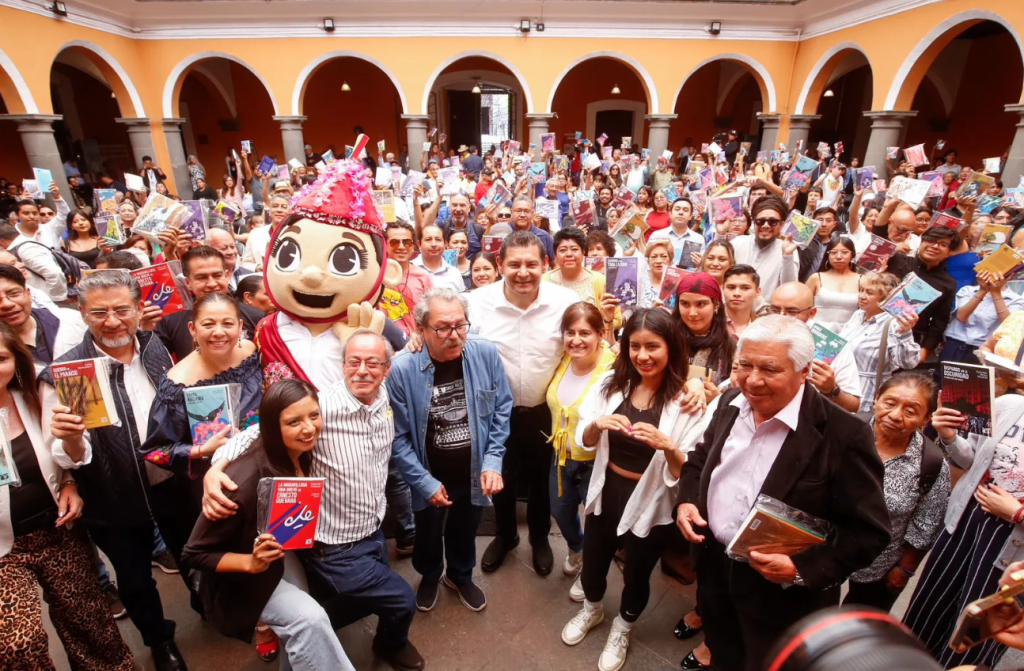 Gaby la bonita sanchez 001