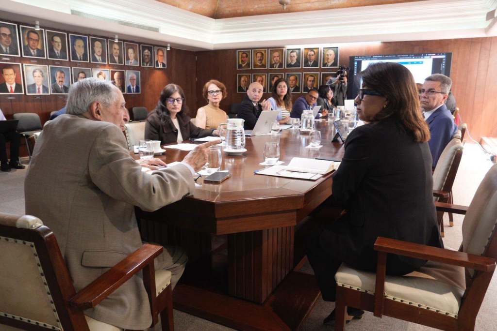 Celina Peña participa en coordinación federal para impulsar productos mexicanos con potencial&nbsp;nutritivo